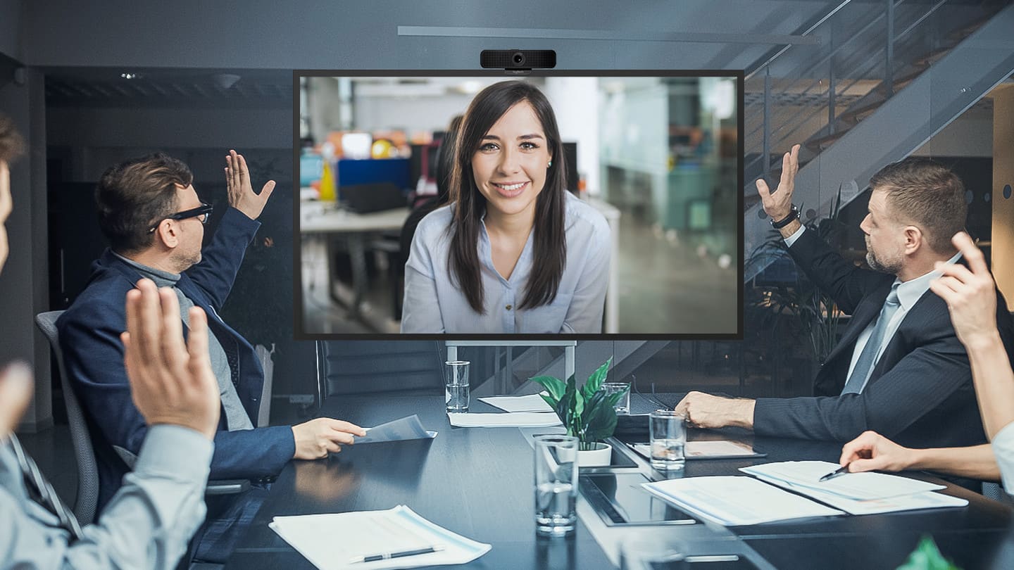 Mit dem Samsung QB50B sind jetzt auch Videokonferenzen ganz leicht möglich.